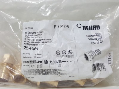 366070-001 Переходник с внутренней резьбой Rehau Rautitan RX 25 x 1/2" В