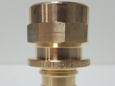Муфта Rehau Rautitan RX 25 x 3/4" В