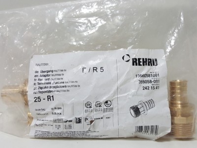 366058-001 Переходник с наружной резьбой Rehau Rautitan RX 25 x 1" Н