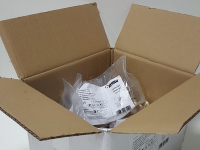 366090001 колено Rehau RX 16 x 1/2" В 