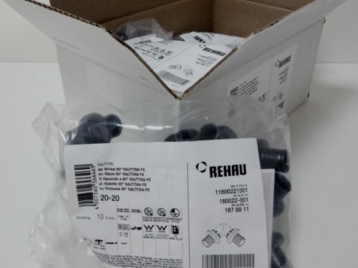 Колено Rehau 20 на 20