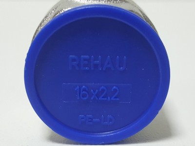 266352003 евроконус Rehau 16 x 2.2
