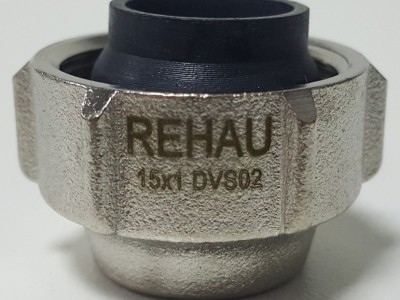 240601-03 Резьбозажимное соединение Rehau 15 x 3/4"