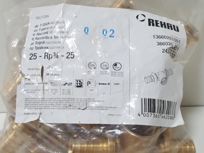 366020-001 Тройник с внутренней резьбой Rehau Rautitan RX 25 x 3/4" В x 25
